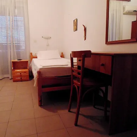 Ermou Studios Loutra Edipsou  Room photo